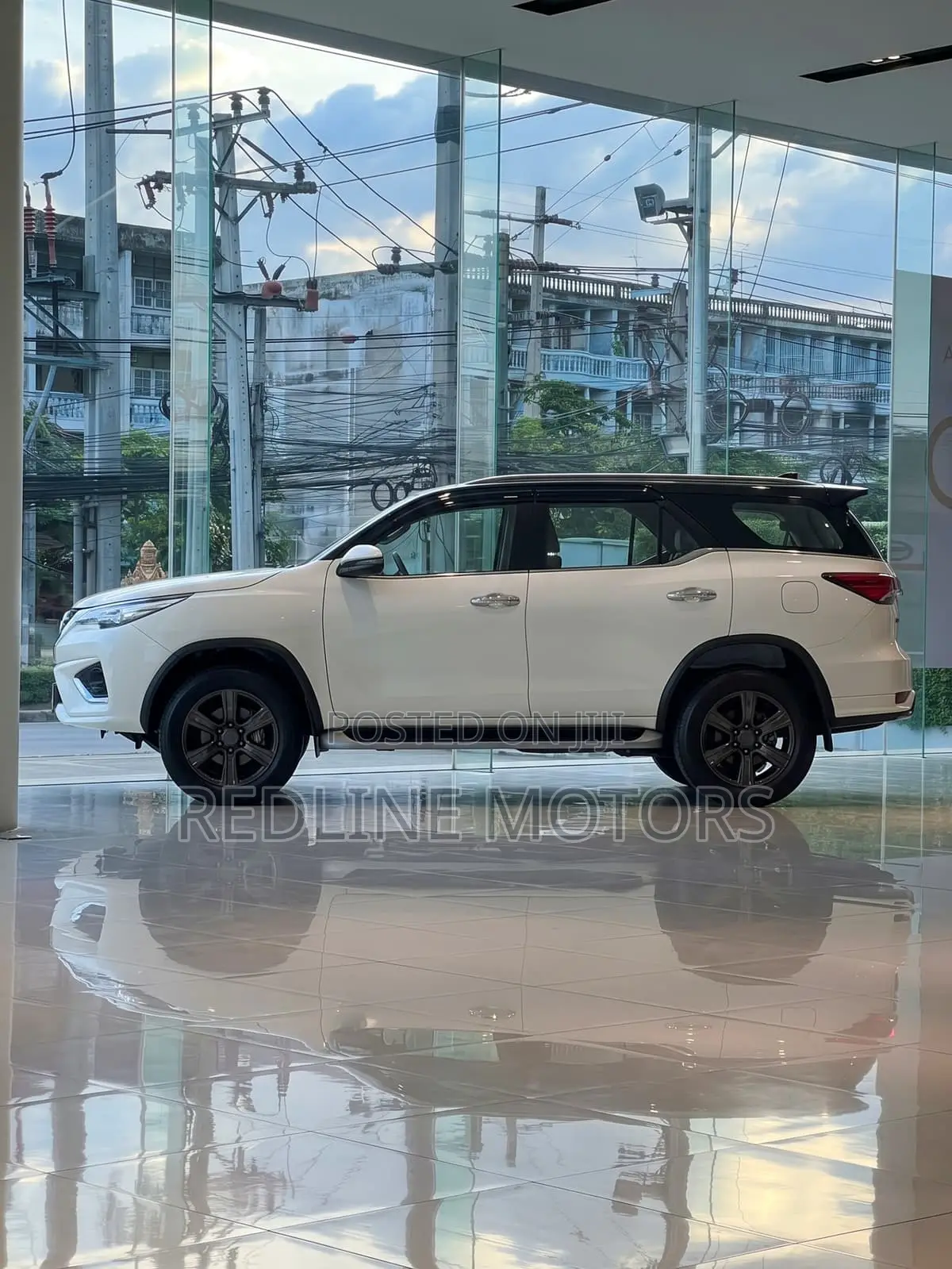 Toyota Fortuner 2.8 D AWD 2019 White