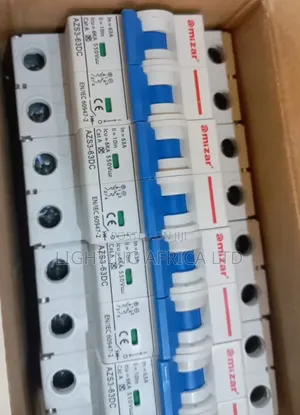 Amizar 63A Solar Dc Breaker Switch 550 Volts
