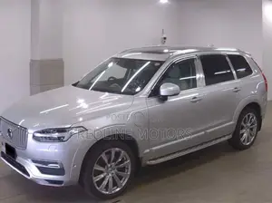 Volvo XC90 T6 Momentum AWD 2019 Silver