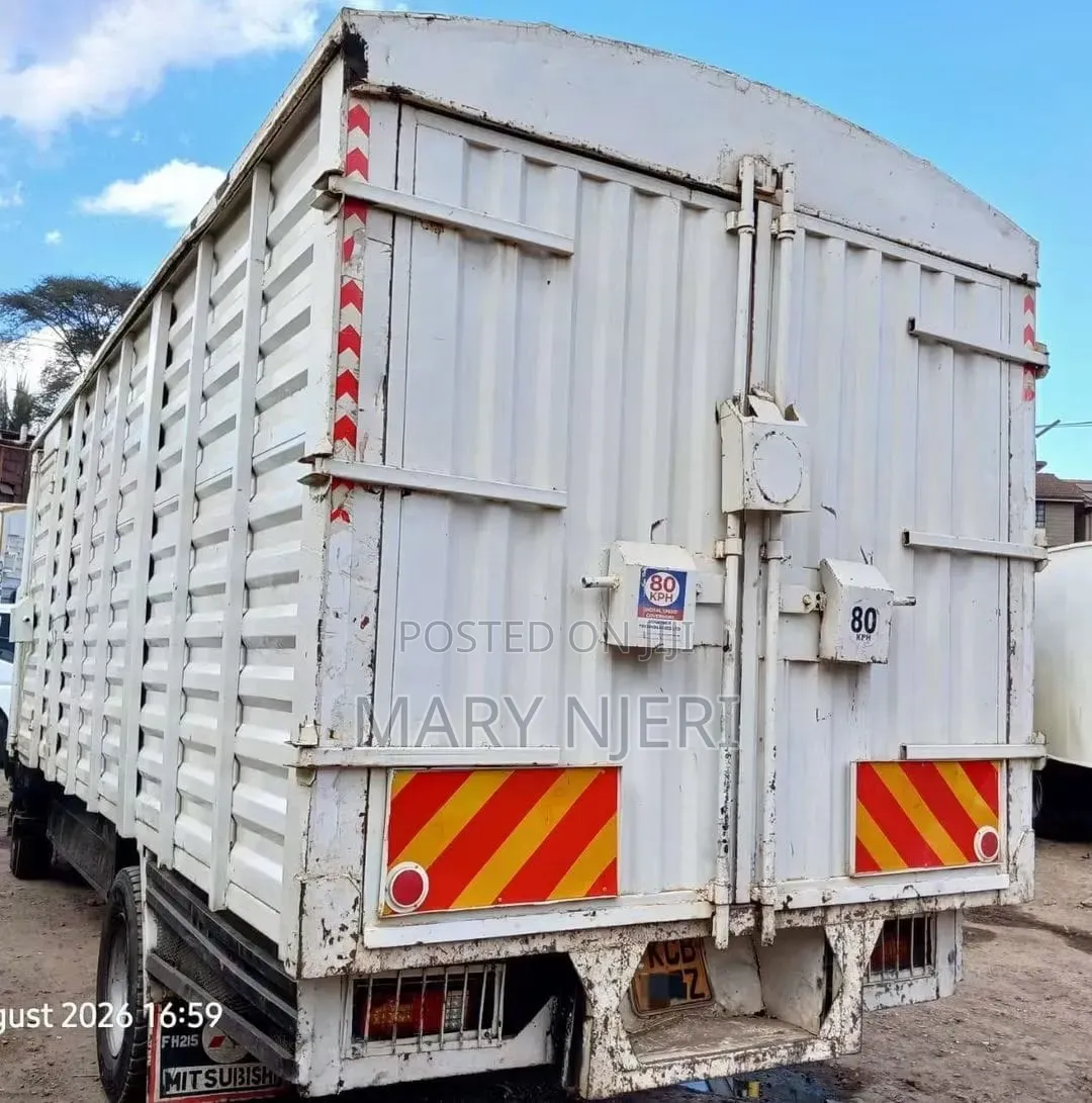 Mitsubishi Fh215 Lorry 2014 White
