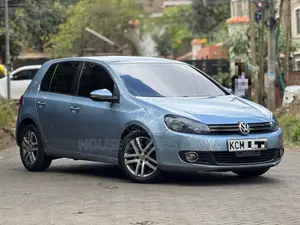 Volkswagen Golf 2010 Blue