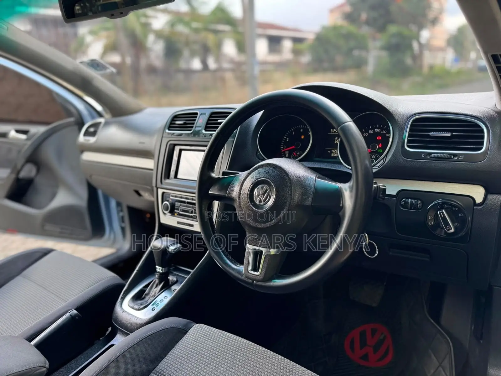 Volkswagen Golf 2010 Blue