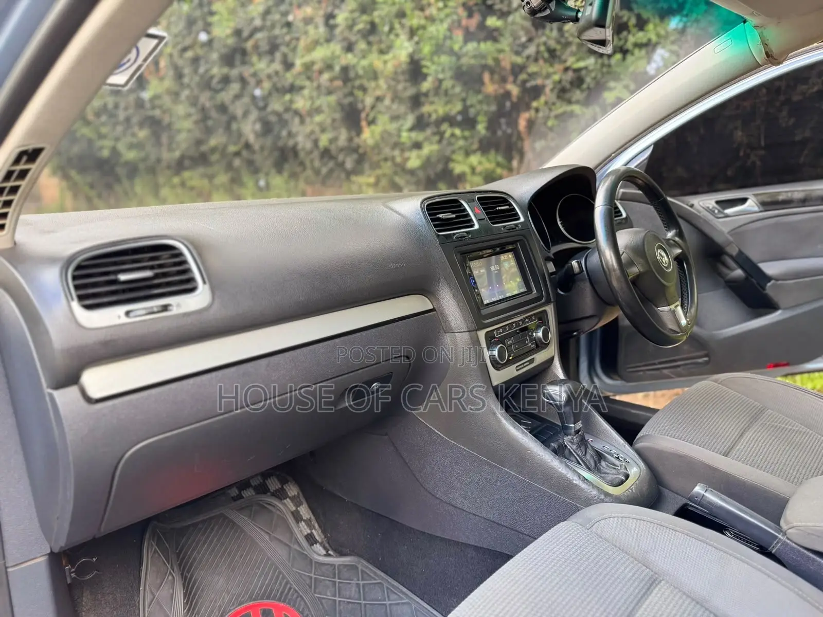 Volkswagen Golf 2010 Blue