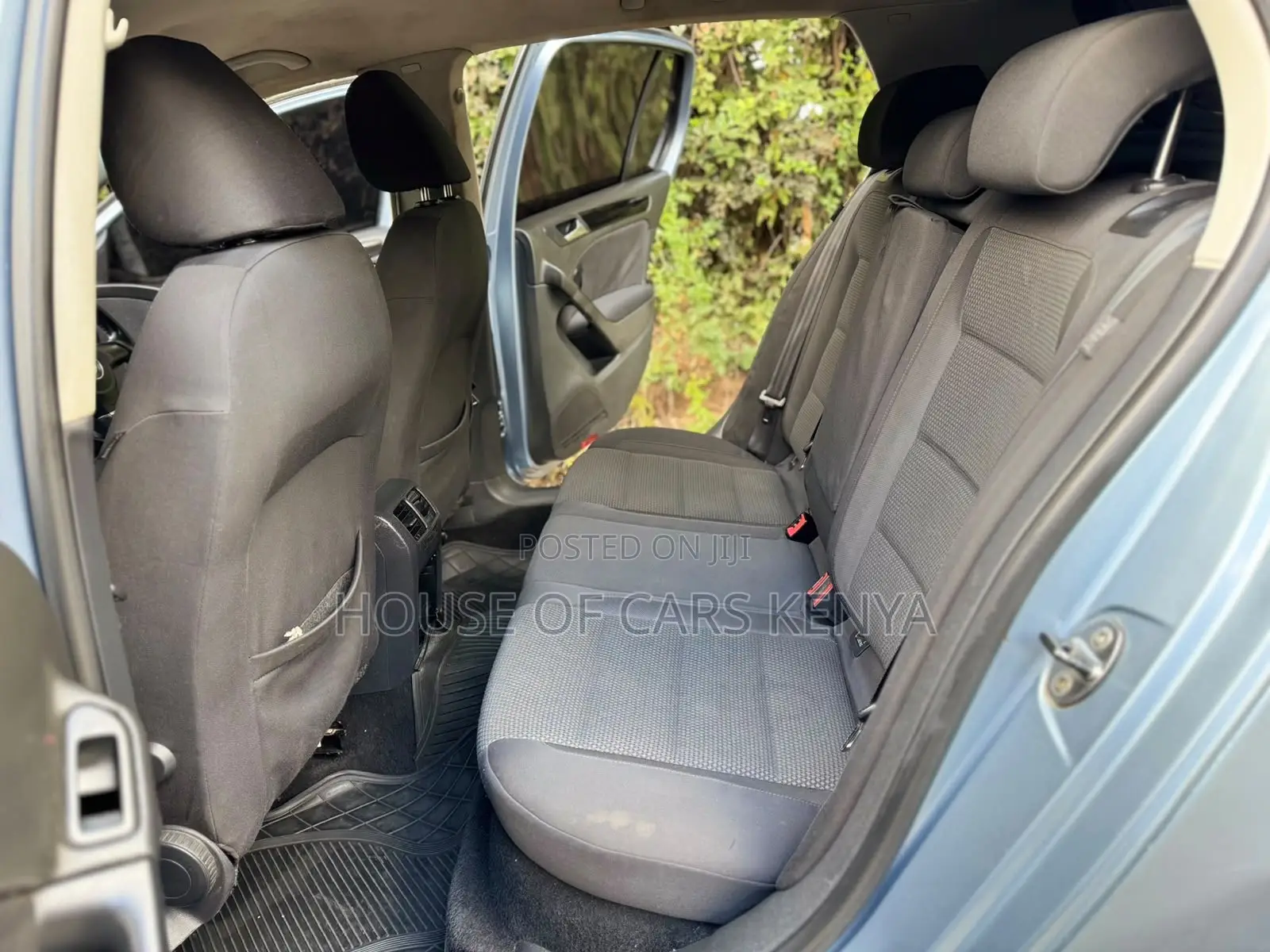 Volkswagen Golf 2010 Blue