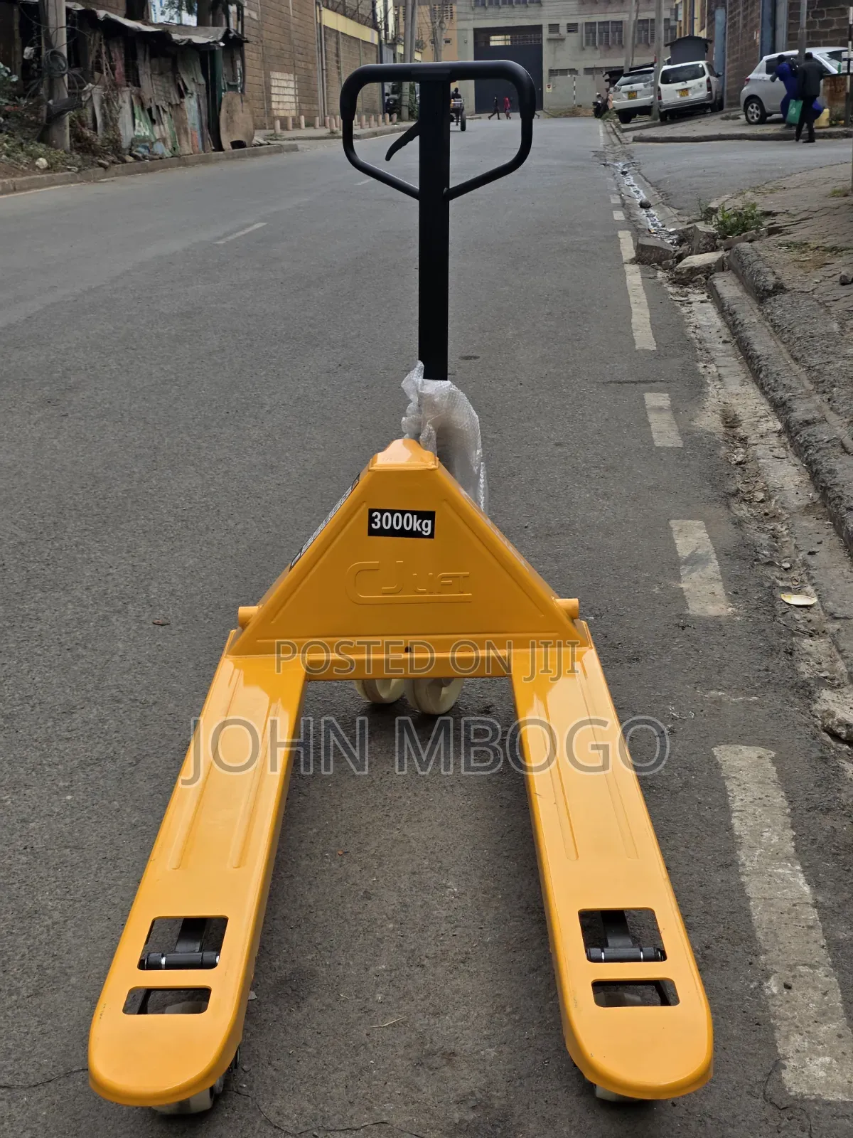 Hand Pallet Truck -3000kg (Manual)