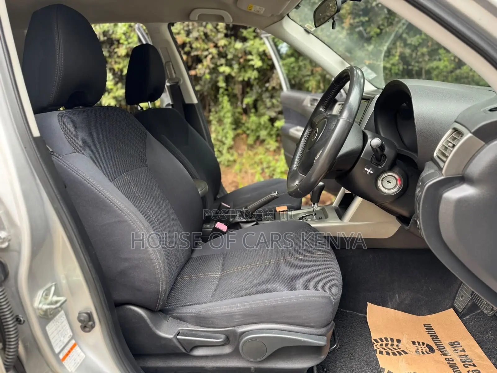 Subaru Forester 2010 Silver