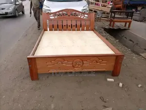 Mahogany Wood Bed 5*6 FTS