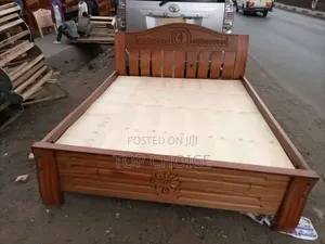 Mahogany Wood Bed 5*6 FTS
