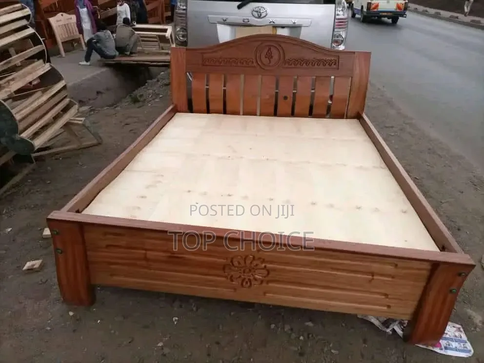 Mahogany Wood Bed 5*6 FTS
