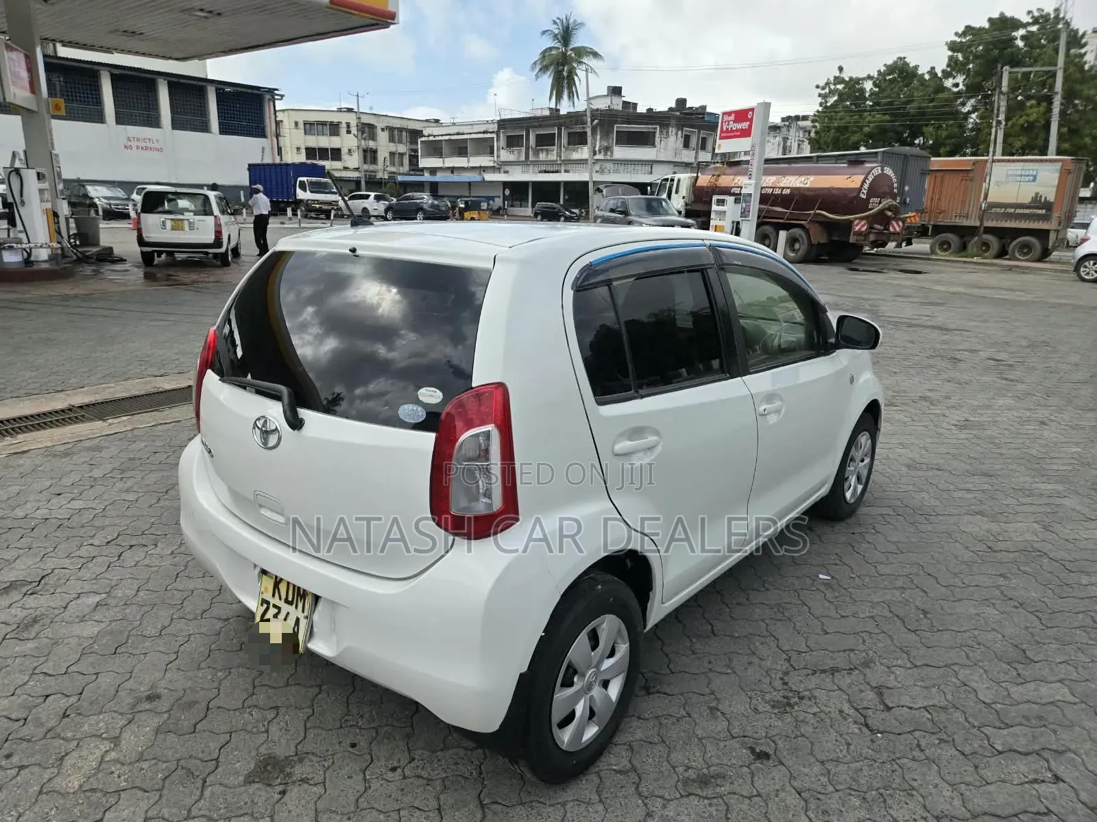 Toyota Passo 2015 White
