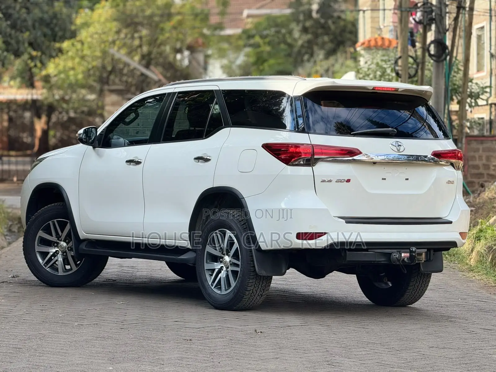 Toyota Fortuner 2019 White
