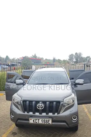 Toyota Land Cruiser Prado 2011 Black