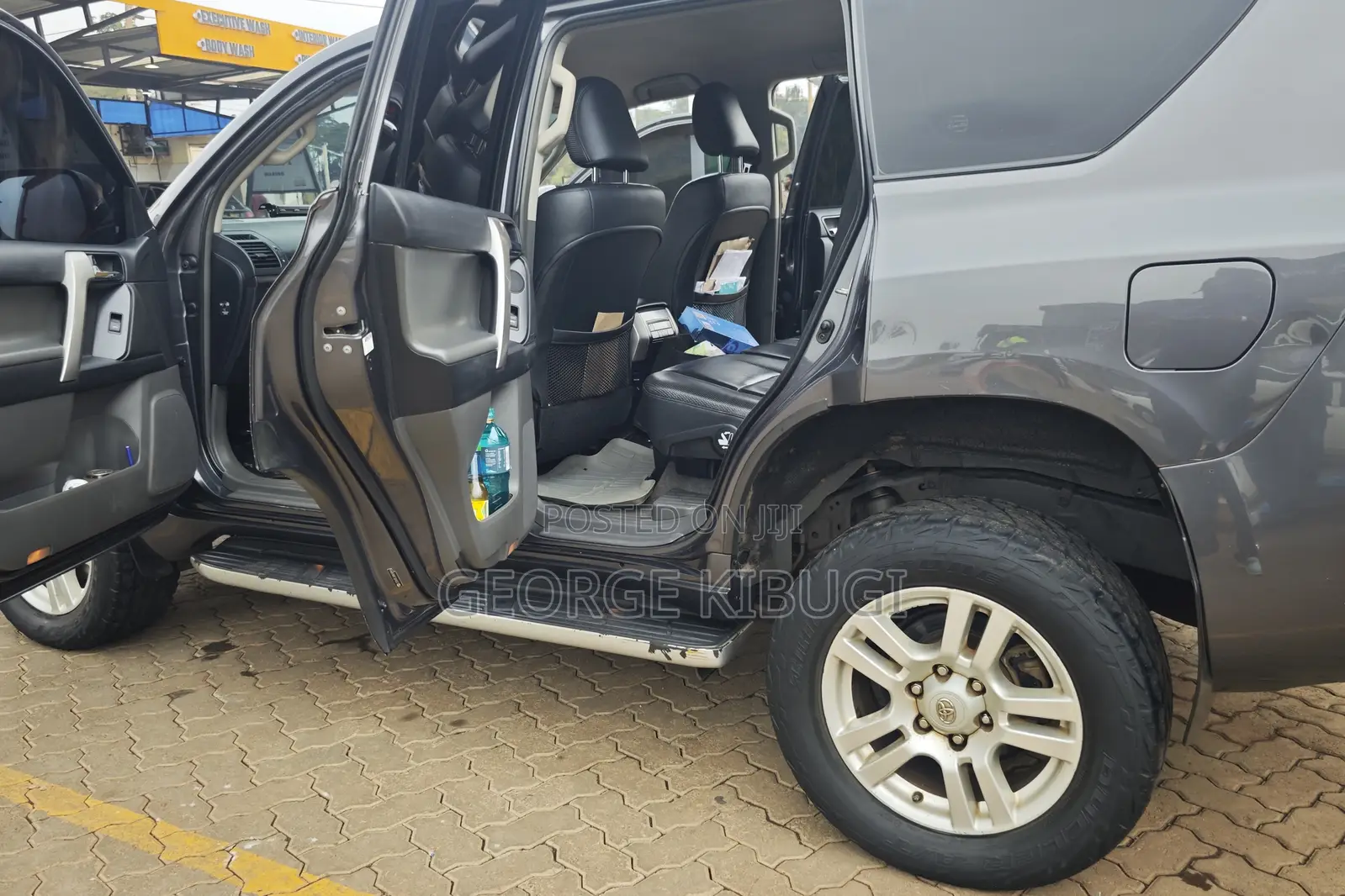 Toyota Land Cruiser Prado 2011 Black
