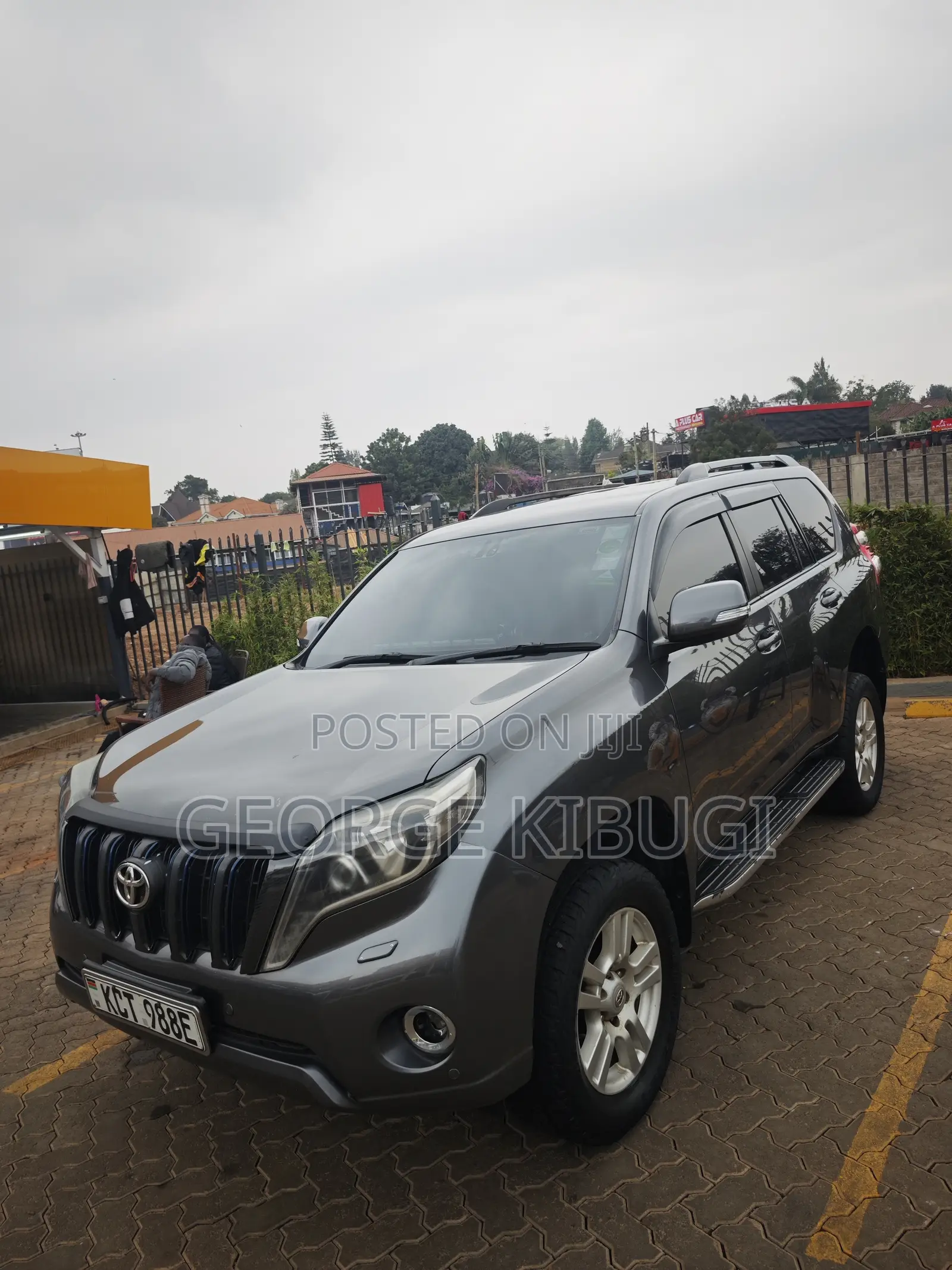 Toyota Land Cruiser Prado 2011 Black
