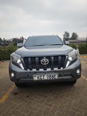 Toyota Land Cruiser Prado 2011 Black