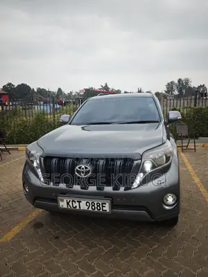 Toyota Land Cruiser Prado 2011 Black
