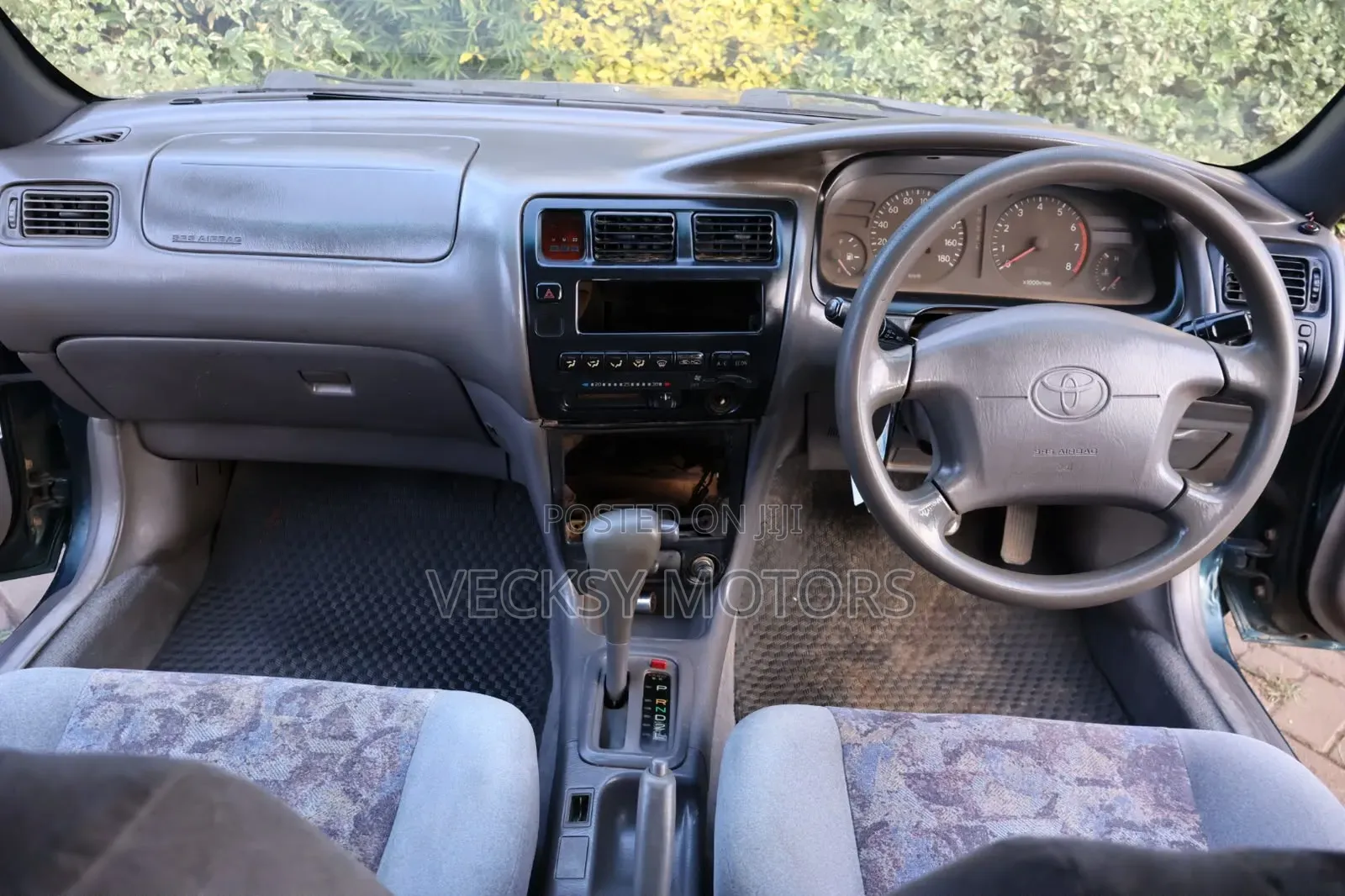 Toyota Corolla 2000 Green