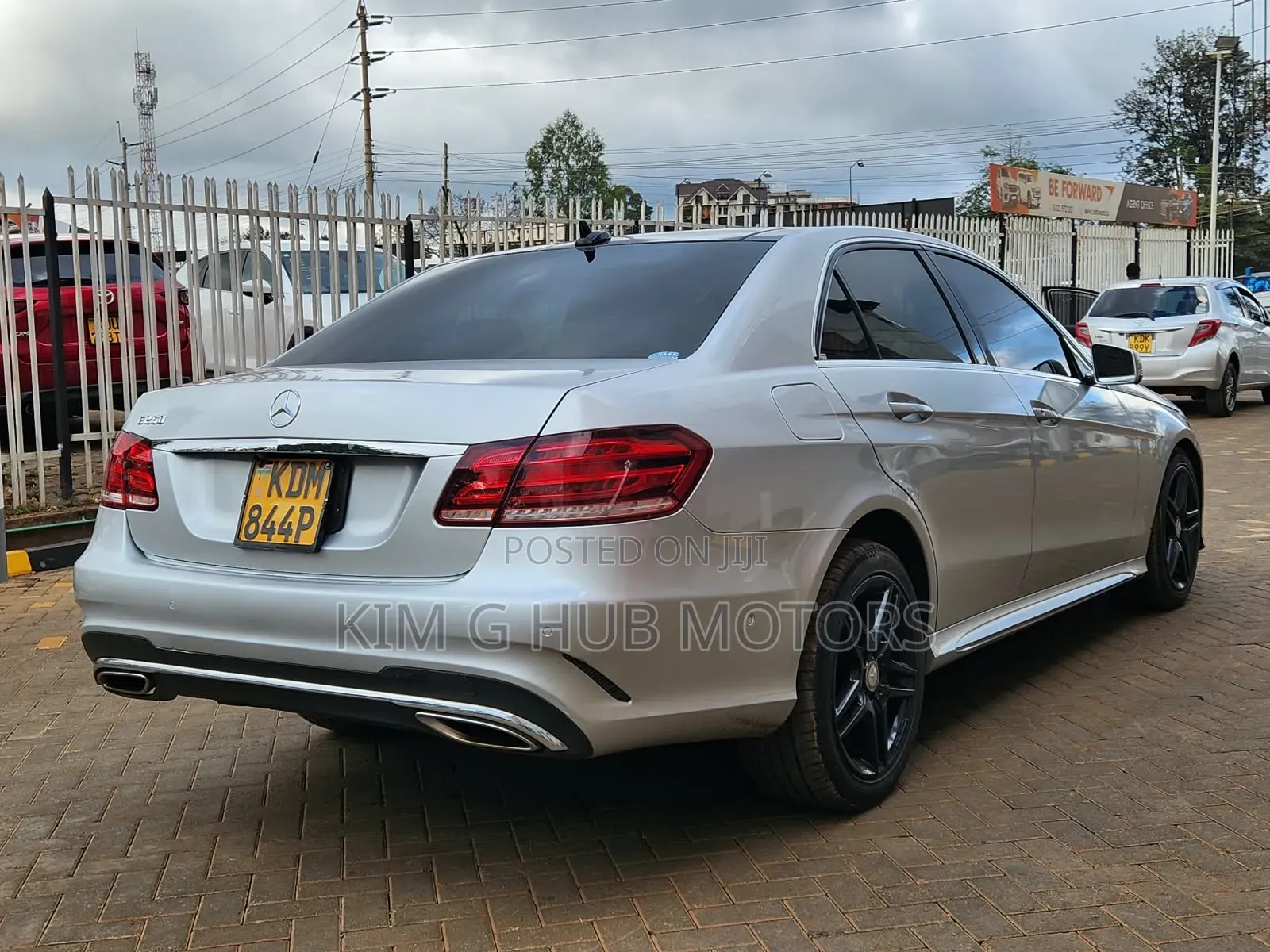 Mercedes-Benz E250 2016 Silver