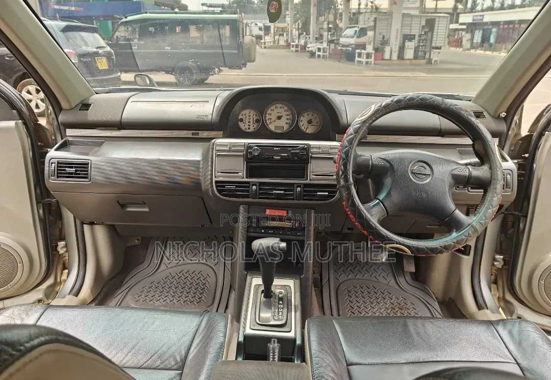 Nissan X-Trail 2004 Silver