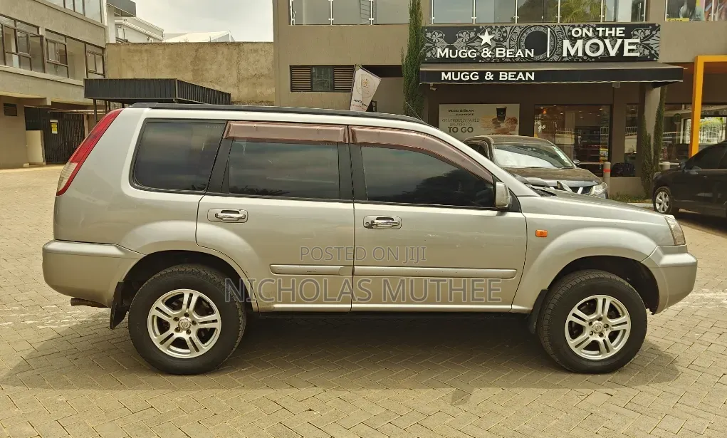 Nissan X-Trail 2004 Silver