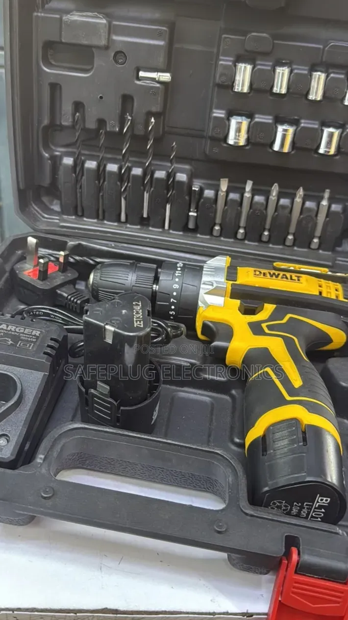 DeWALT 12V Cordless Drill Combo Kit With 2 Batteries Accessories