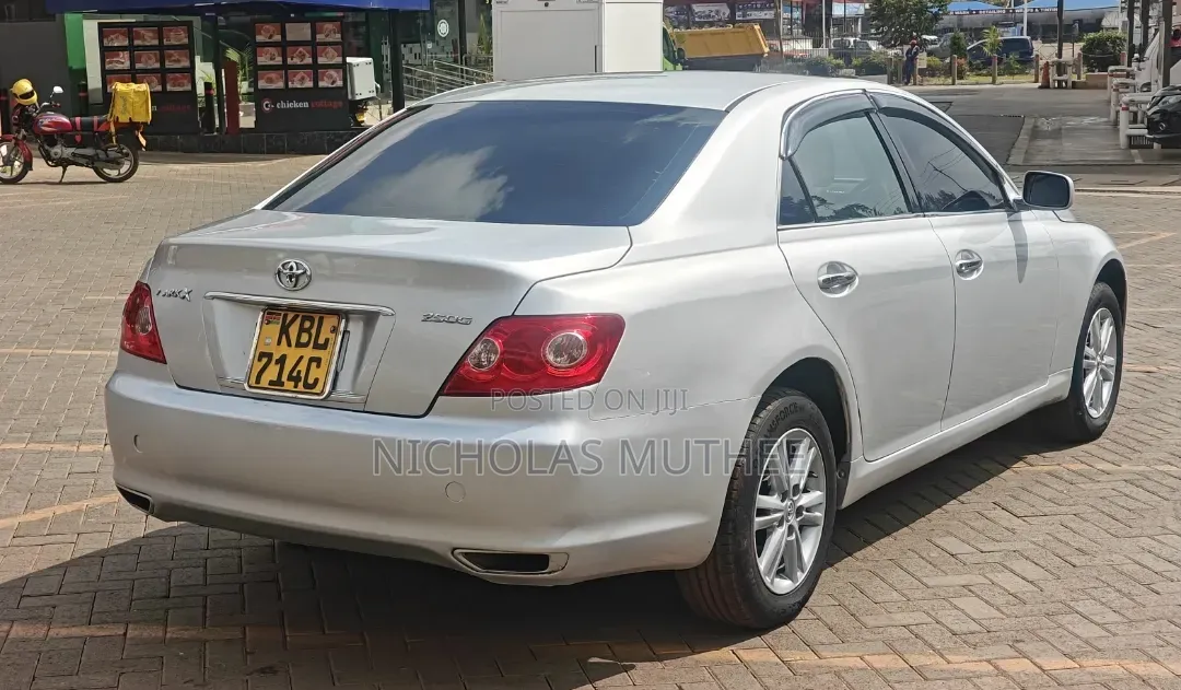 Toyota Mark X 2005 Silver