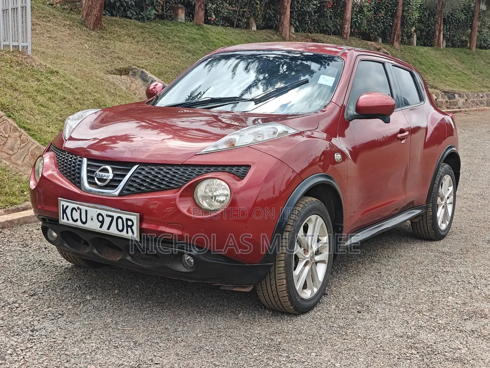 Nissan Juke 2011 Red