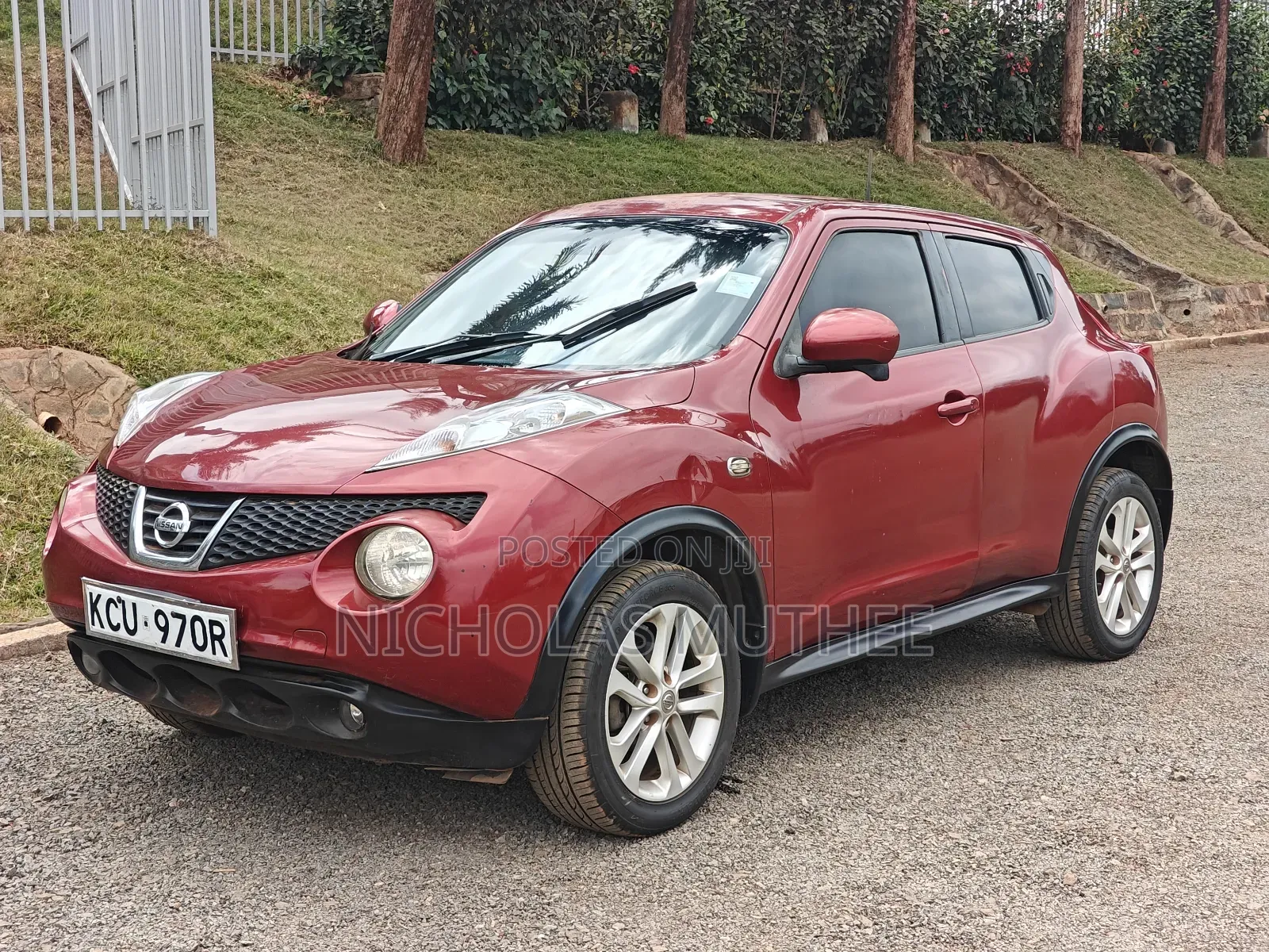 Nissan Juke 2011 Red