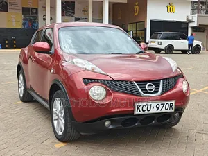 Nissan Juke 2011 Red