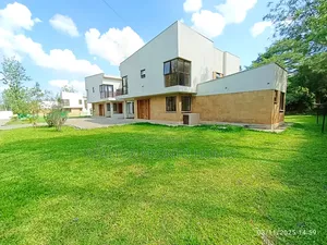 4bdrm Villa in Karen for rent