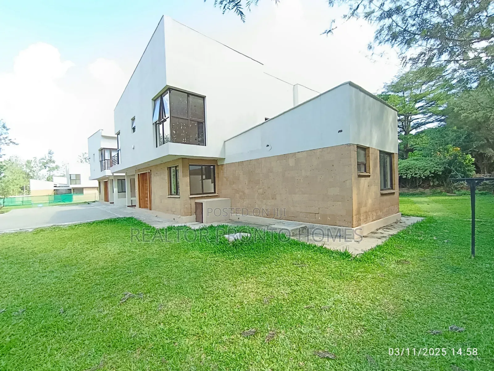4bdrm Villa in Karen for rent