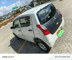 Suzuki Alto 1.0 2012 White