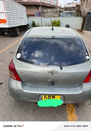 Toyota Vitz 2008 Gray