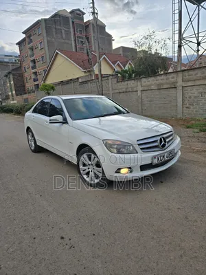 Mercedes-Benz C200 2012 White