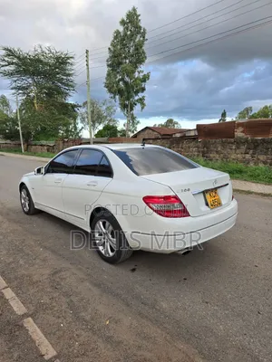 Mercedes-Benz C200 2012 White