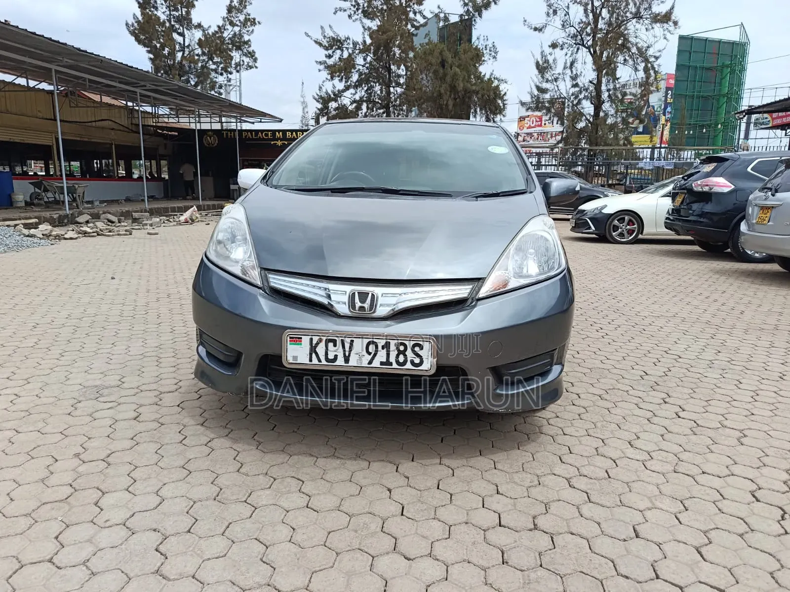 Honda Fit Shuttle 1.3 Hybrid 2WD 2012 Gray