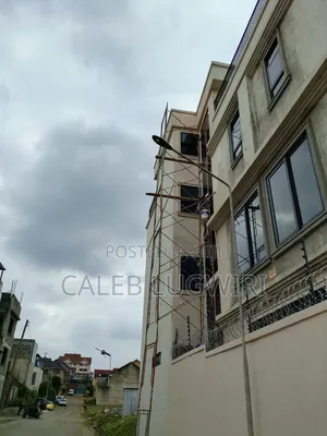 Ladder Scaffolding for All Contraction