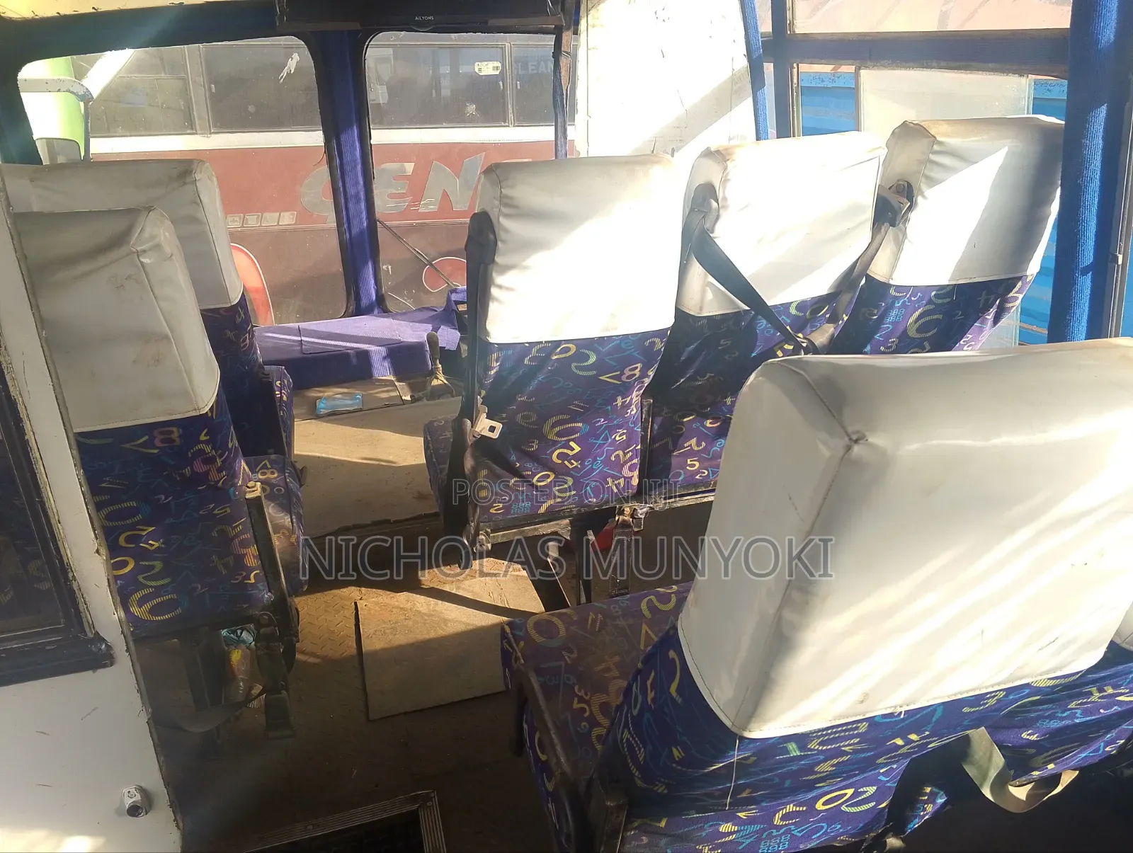 Mitsubishi Fuso Aero Bus 2011 White