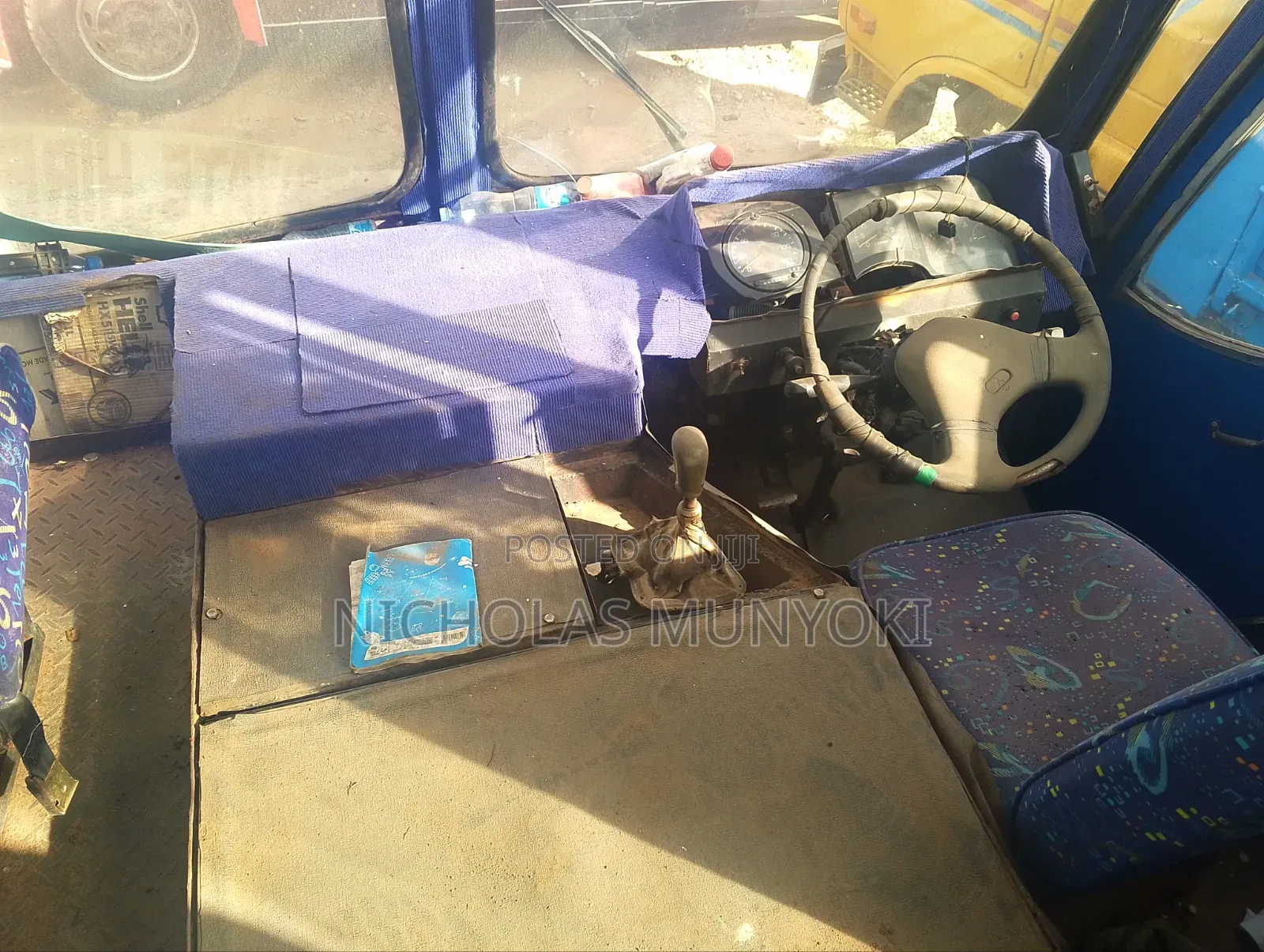 Mitsubishi Fuso Aero Bus 2011 White