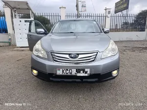 Subaru Outback 2.5i Premium 2012 Silver