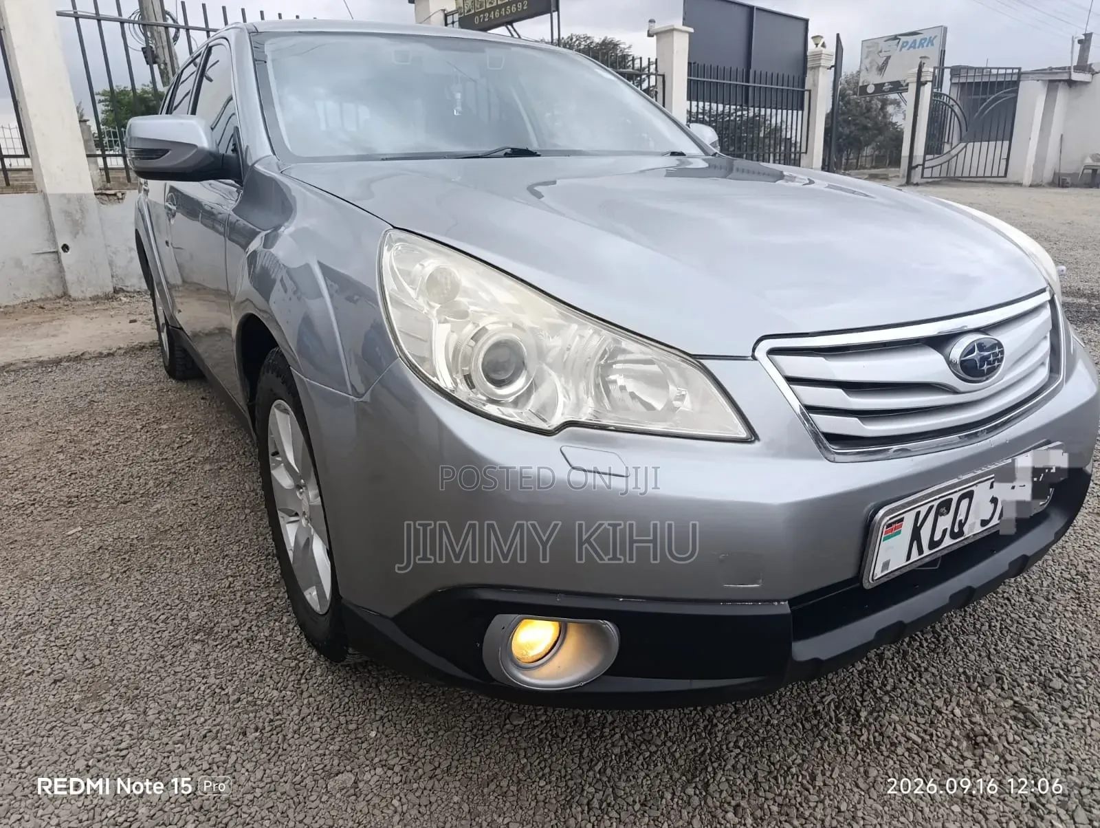 Subaru Outback 2.5i Premium 2012 Silver