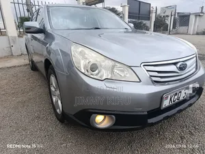 Subaru Outback 2.5i Premium 2012 Silver