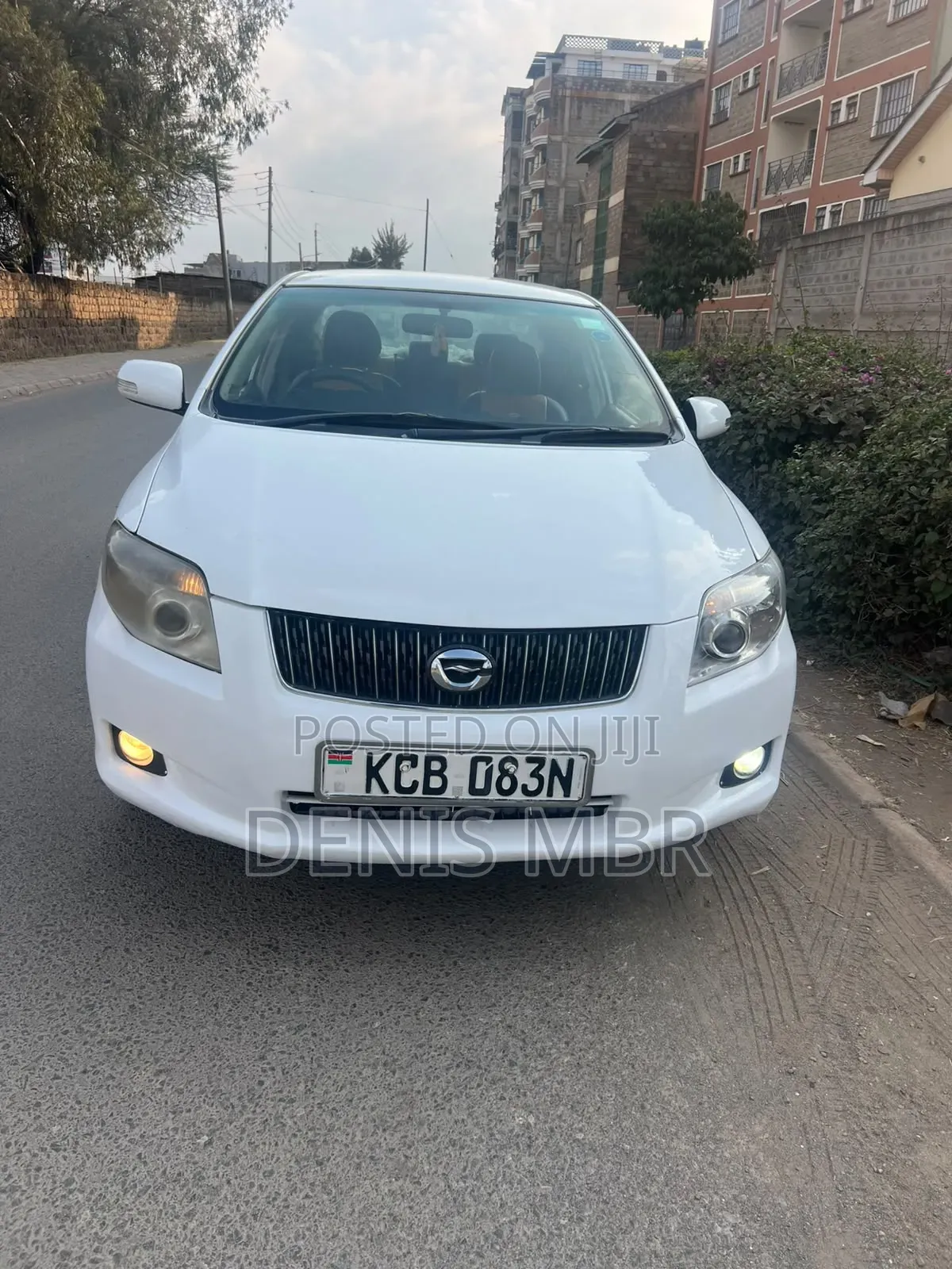 Toyota Axio 2010 White