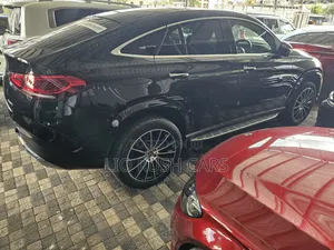Mercedes-Benz GLE-Class 2022 Black