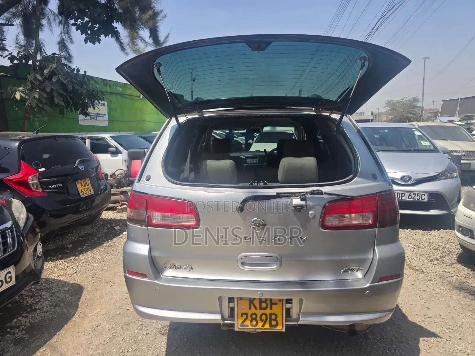 Nissan Liberty 2006 Gray