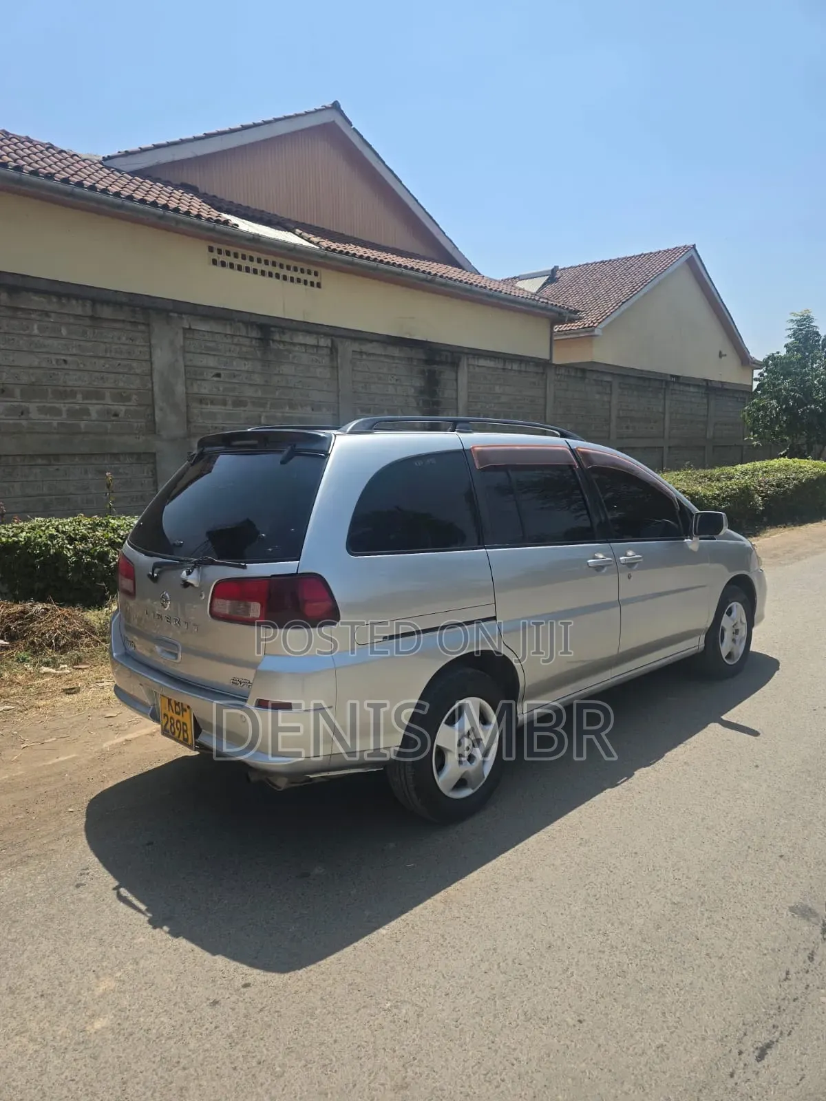 Nissan Liberty 2006 Gray