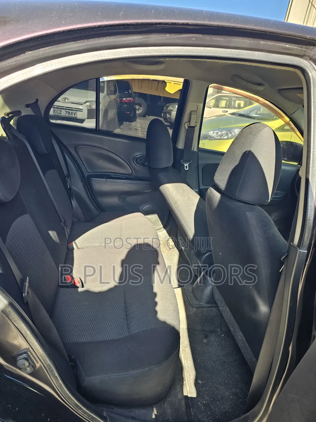 Nissan March 1.2 FWD 2011 Black
