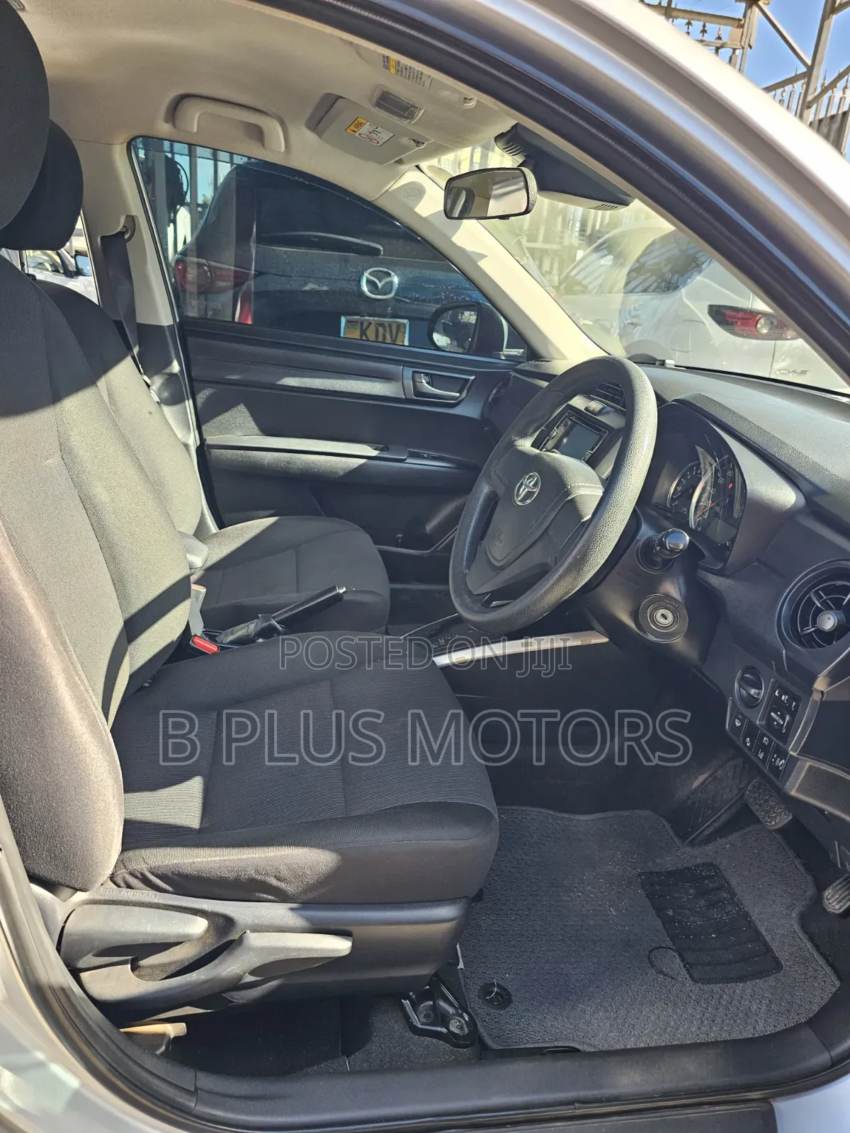 Toyota Corolla Fielder 1.5 Petrol AWD 2017 Silver