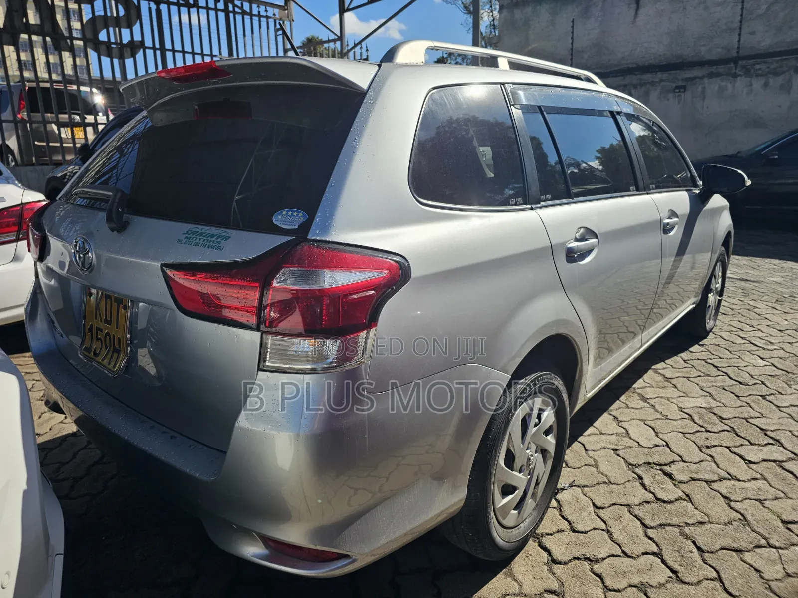 Toyota Corolla Fielder 1.5 Petrol AWD 2017 Silver
