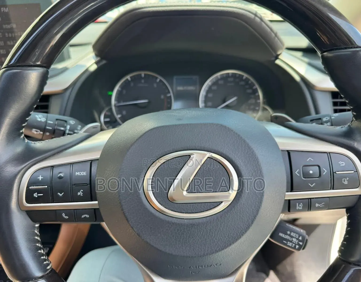 Lexus RX 300 4WD 2019 Pearl